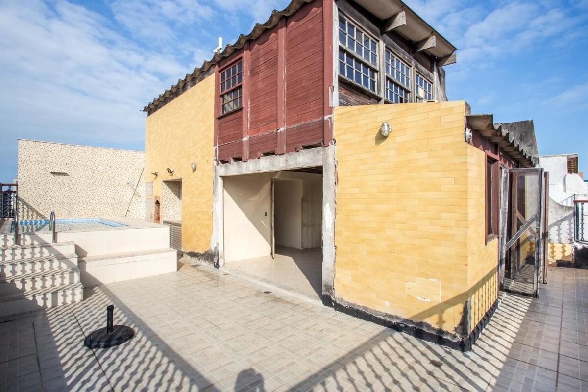Cobertura Com Piscina Privativa Proxima A Apartamento